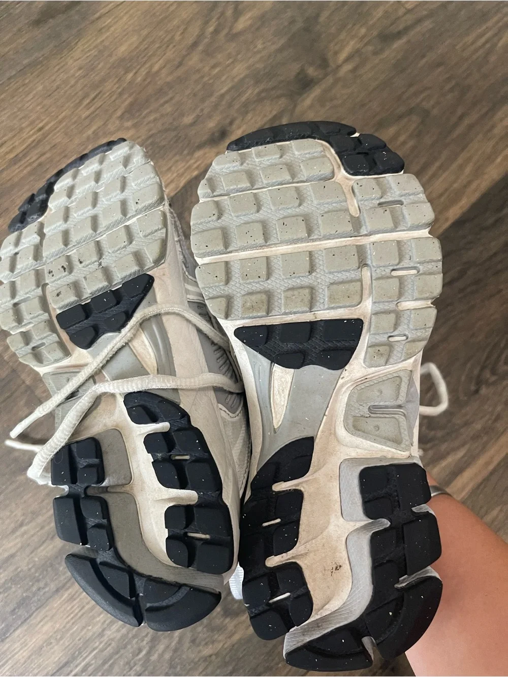 Nike Vomero 5 -kids size 1